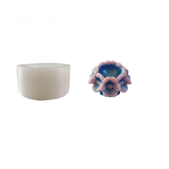 Silikon 3D Dekoratif Kalıp Çiçek Tacı Tasarımlı Mini Saksı ve Mumluk Mum, Taş Tozu ve Beton Kalıbı Silikon 3D Dekoratif Kalıp Çiçek Tacı Tasarımlı Mini Saksı ve Mumluk Mum, Taş Tozu ve Beton Kalıbı