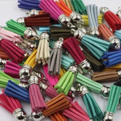 Epoksi Mini Deri Anahtarlık Küpe Püskül Karışık Renk (100 Adet) Epoksi Mini Deri Anahtarlık Küpe Püskül Karışık Renk (100 Adet)