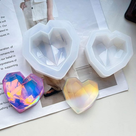 Epoksi, Mum, Taş Tozu 3D Geometrik Kalp Silikon Kalıbı 5.7 CM Epoksi, Mum, Taş Tozu 3D Geometrik Kalp Silikon Kalıbı 5.7 CM