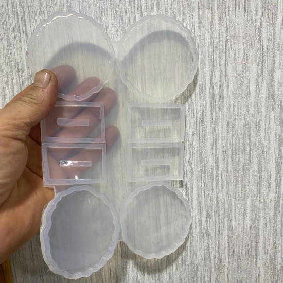 Epoksi Silikon Kalıp Tırtıklı Kenar Ayaklı Magnet Kalıbı 7 CM 4 Lü Epoksi Silikon Kalıp Tırtıklı Kenar Ayaklı Magnet Kalıbı 7 CM 4 Lü