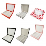 Karton Çikolata Kutusu 16'lı Separatörlü 23.5 X 22.5 CM Karton Çikolata Kutusu 16'lı Separatörlü 23.5 X 22.5 CM