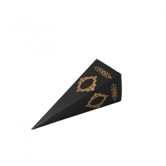 Karton Şeker Külahı Lüx Gold Yaldızlı Saray Desenli (25 Adet) Karton Şeker Külahı Lüx Gold Yaldızlı Saray Desenli (25 Adet)