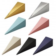 Karton Şeker Külahı Düz Renk 6x6x15.5 (25 Adet) Karton Şeker Külahı Düz Renk 6x6x15.5 (25 Adet)