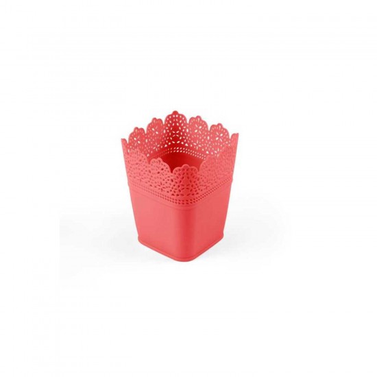 Saksı Dantelli Plastik Kare Saksı Dantelli Plastik Kare