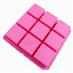 Silikon Kare Kek Kurabiye Pasta Pişirme Kalıbı 9 LU 25X25 CM  Silikon Kare Kek Kurabiye Pasta Pişirme Kalıbı 9 LU 25X25 CM